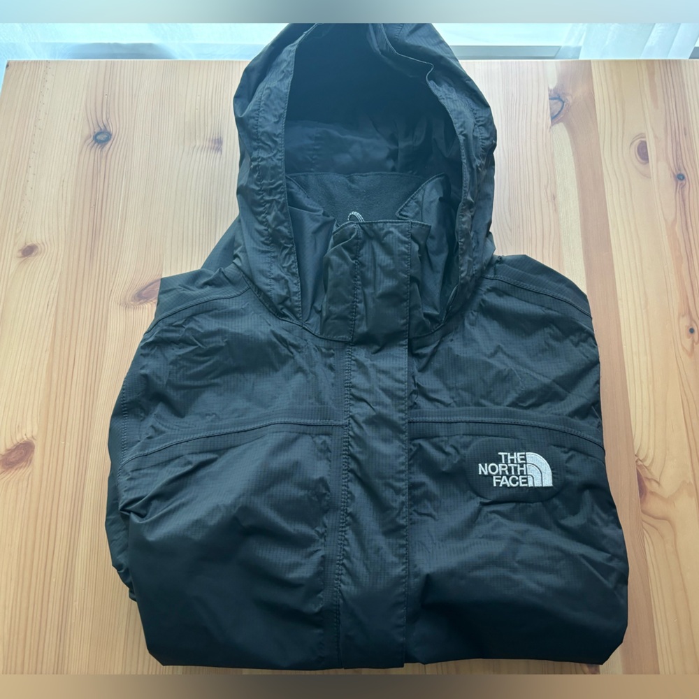 The North Face women’s HyVent jacket